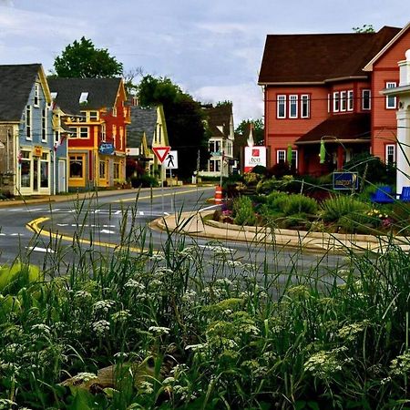 Sea La Vie Apartment Mahone Bay Bagian luar foto