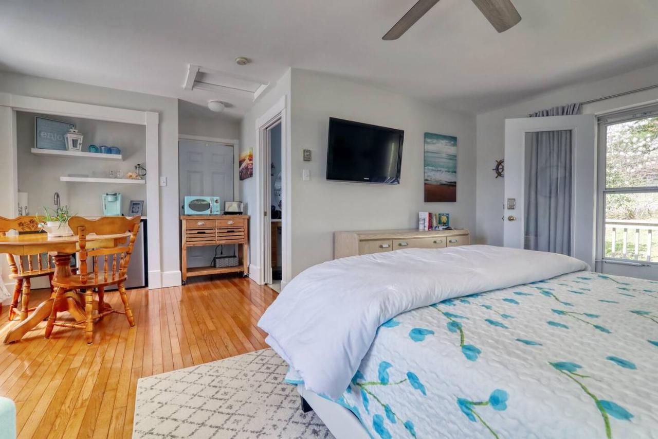 Sea La Vie Apartment Mahone Bay Bagian luar foto