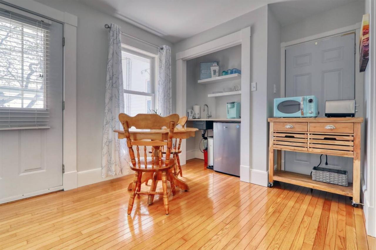 Sea La Vie Apartment Mahone Bay Bagian luar foto